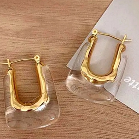 Clear GOLD U SHAPED HUGGIE HOOPS - Picture 4 of 5